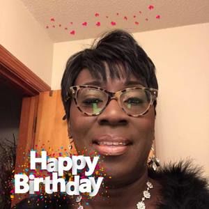 Meet your Posher, Angela